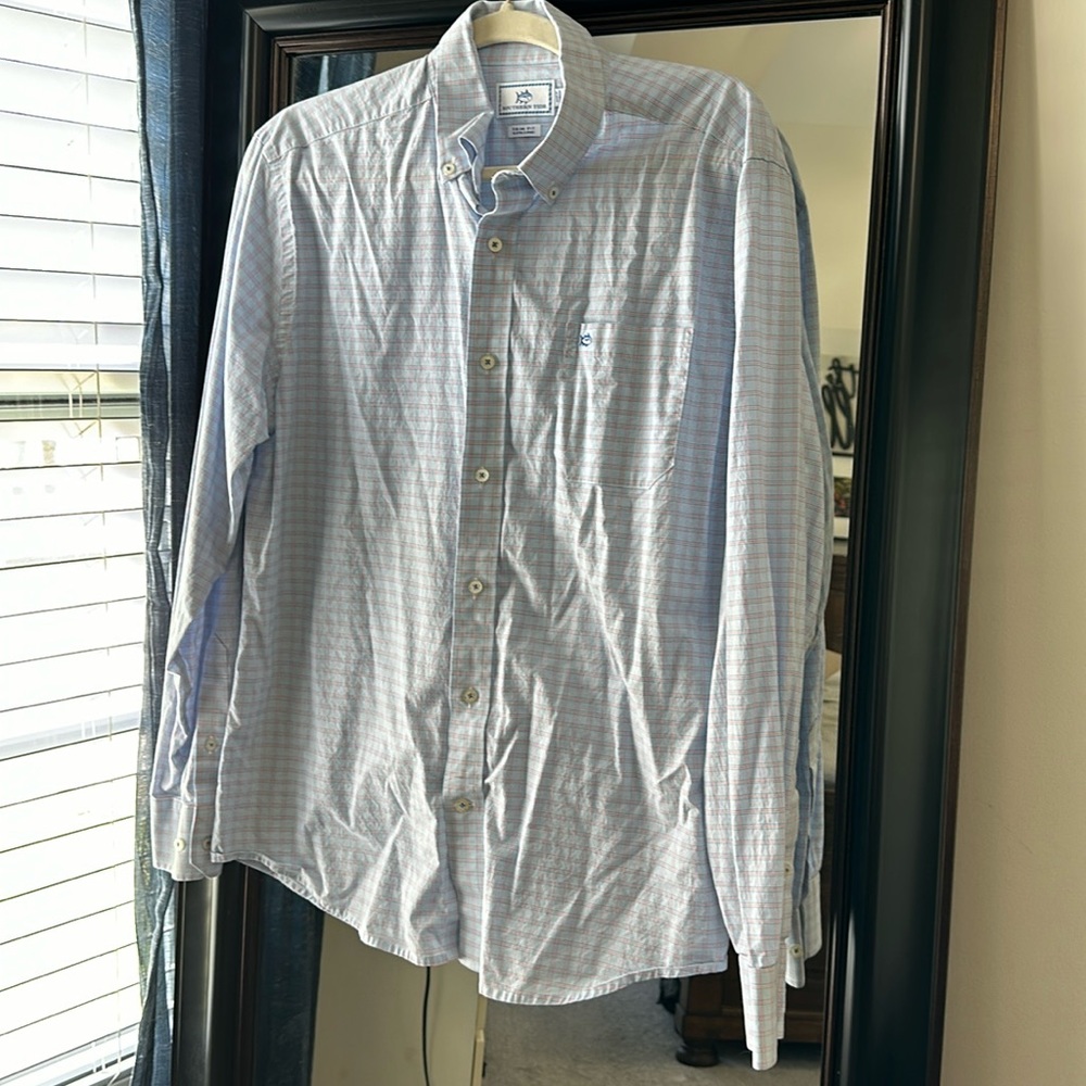 Southern Tide trim fit Large men’s button up shirt